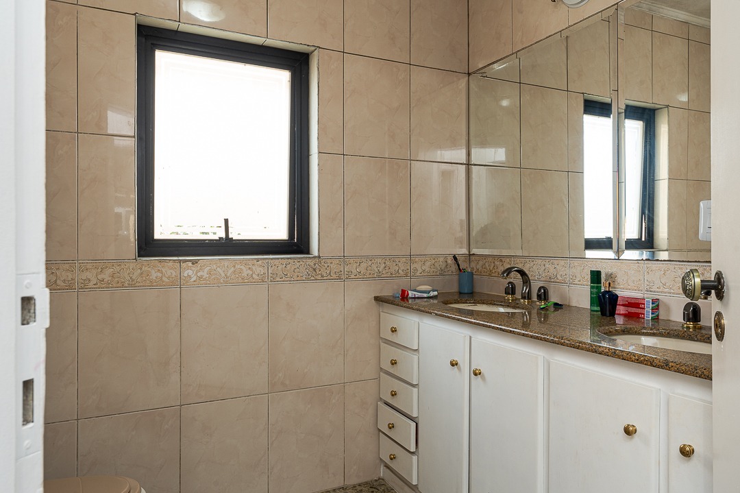 Casa, 4 quartos, 305 m² - Foto 46