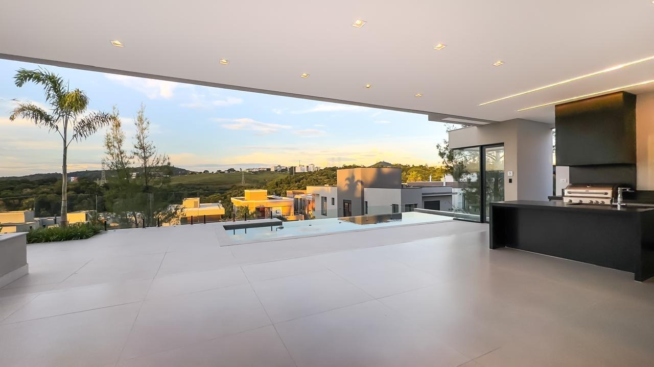 Casa, 4 quartos, 610 m² - Foto 1