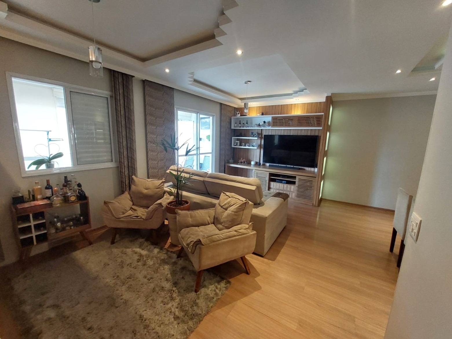 Apartamento à venda com 1 quarto, 105m² - Foto 2