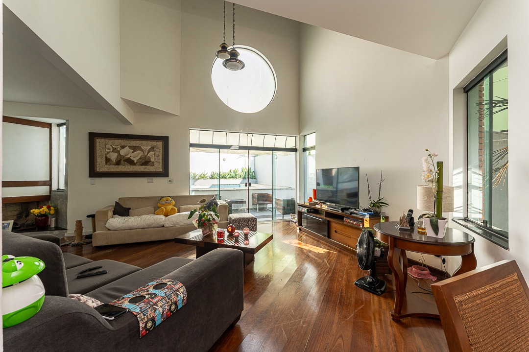 Casa, 4 quartos, 305 m² - Foto 2