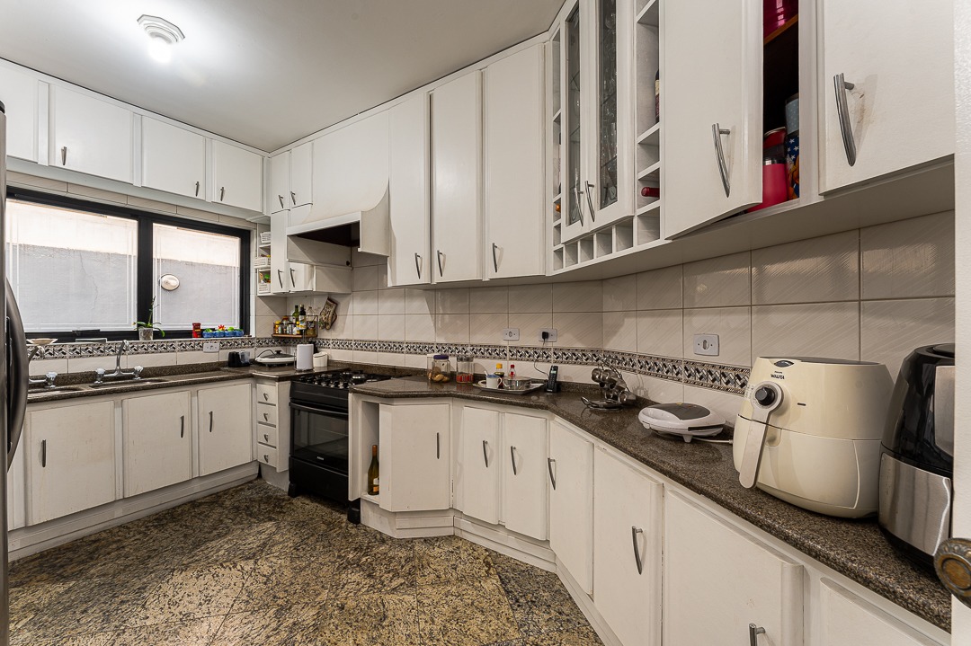 Casa, 4 quartos, 305 m² - Foto 23
