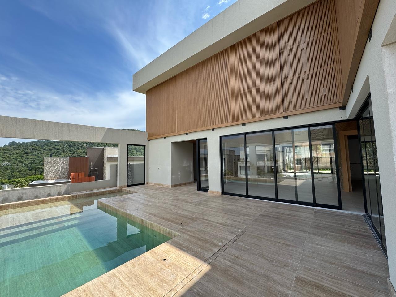 Casa, 4 quartos, 645 m² - Foto 2