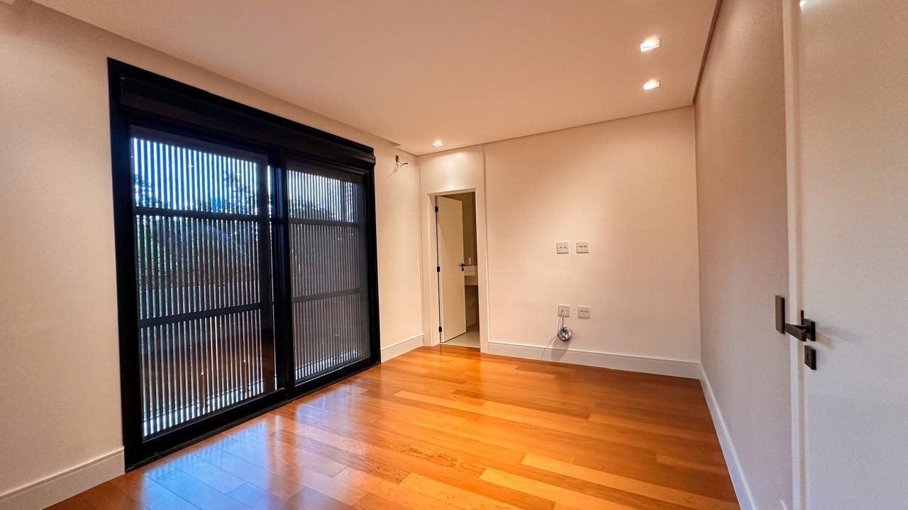Casa, 4 quartos, 610 m² - Foto 9