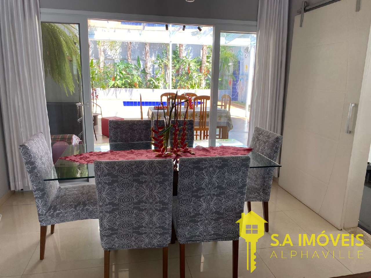 Casa, 4 quartos, 250 m² - Foto 9