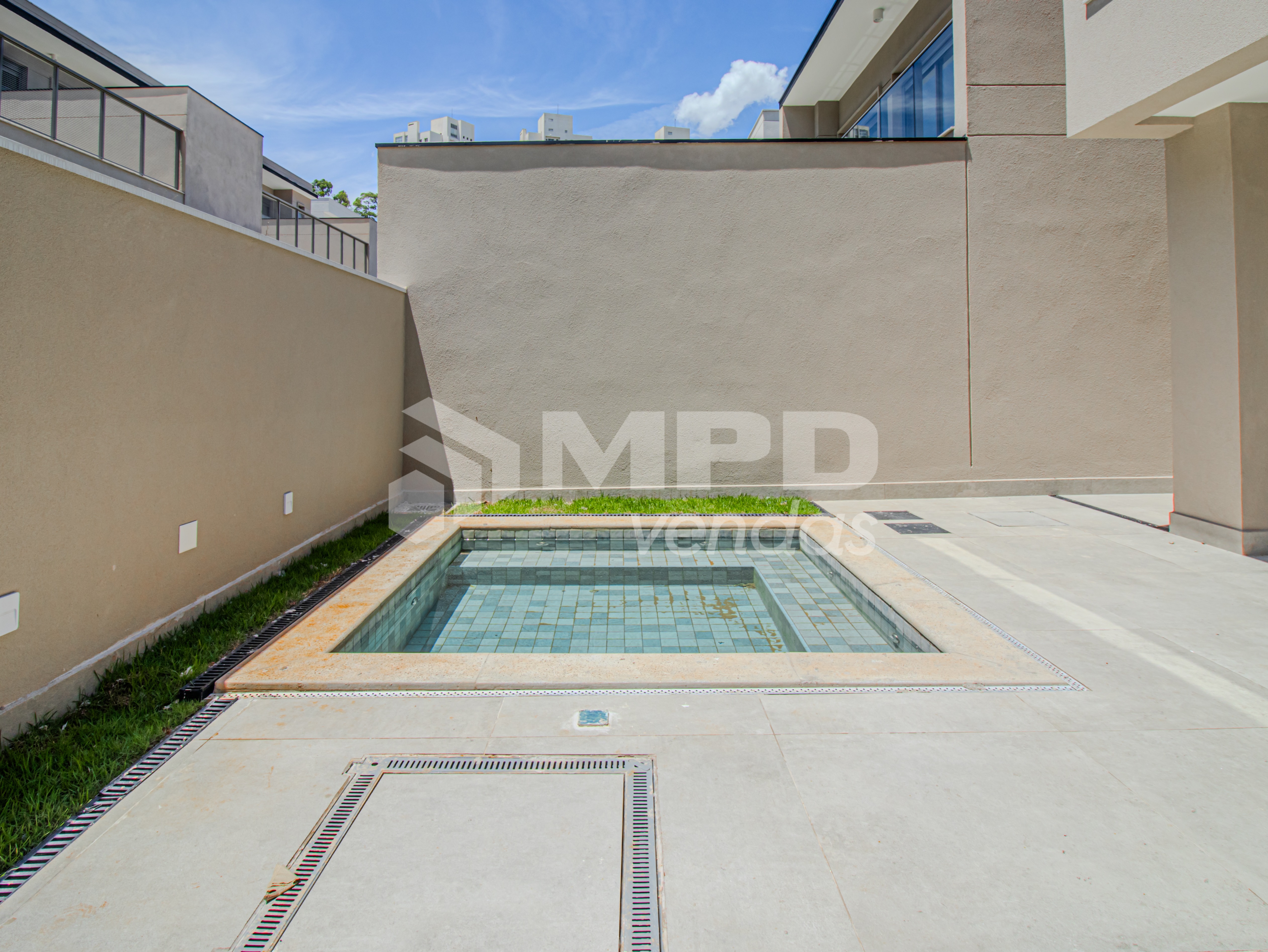 Casa, 3 quartos, 230 m² - Foto 2
