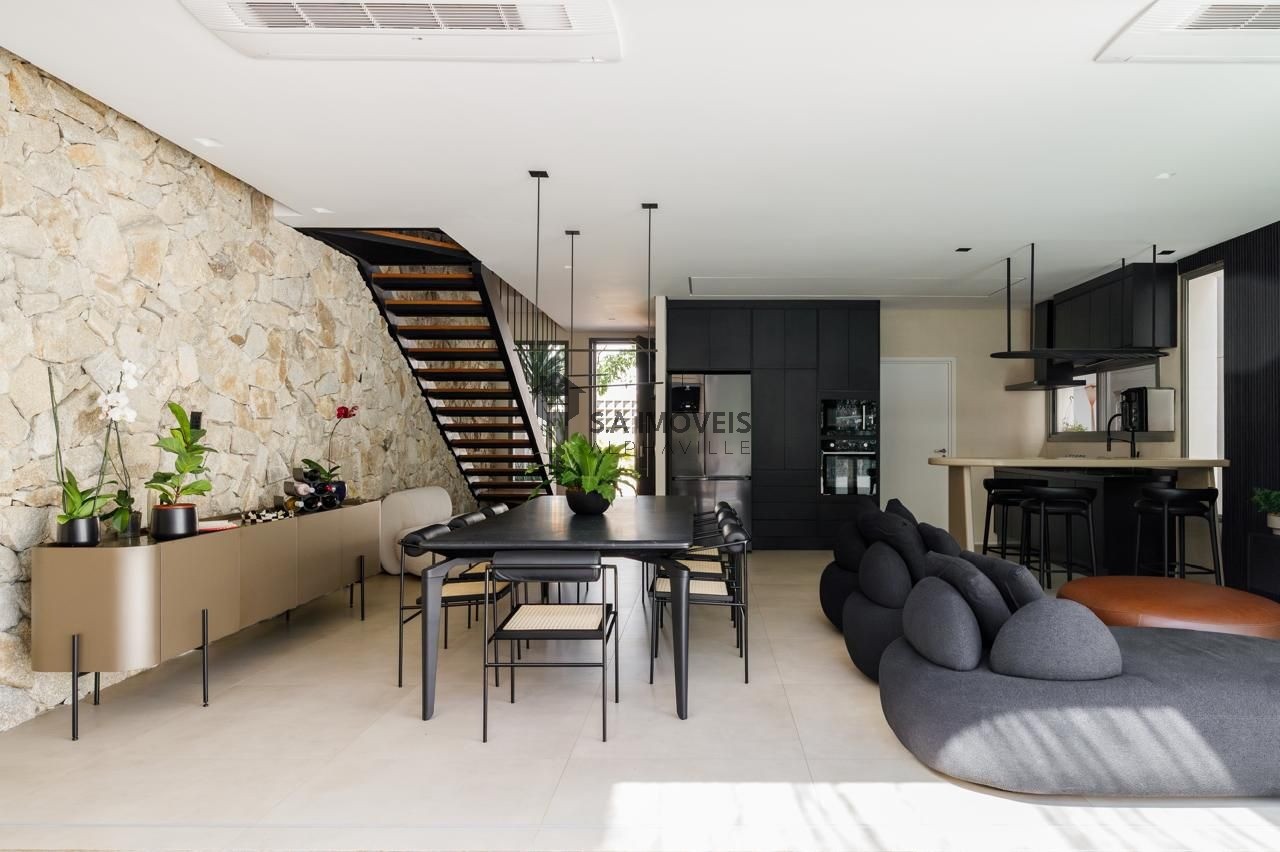 Casa, 2 quartos, 200 m² - Foto 1
