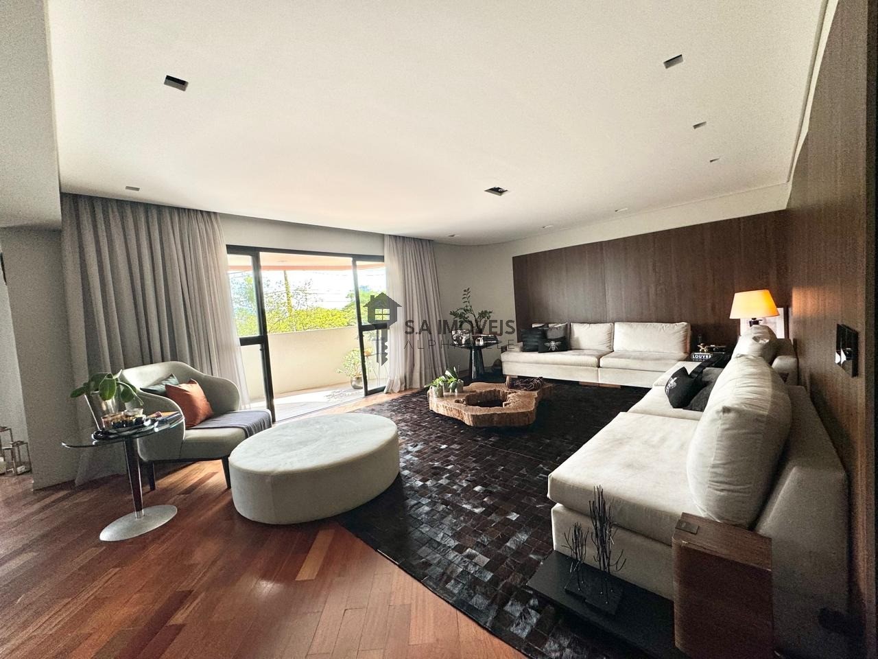 Apartamento, 3 quartos, 200 m² - Foto 2