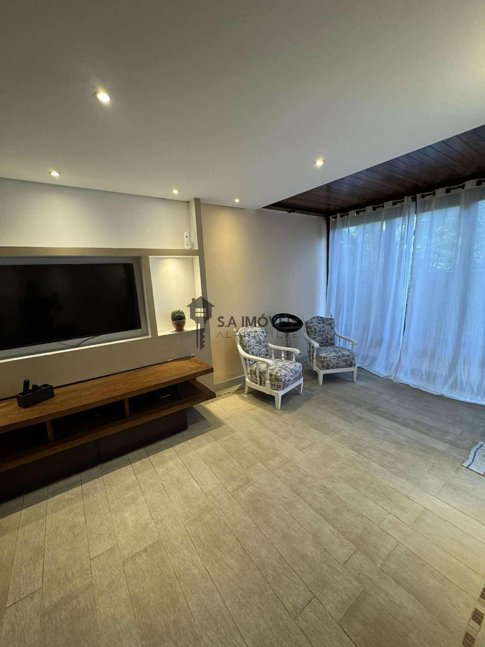 Casa, 3 quartos, 180 m² - Foto 1