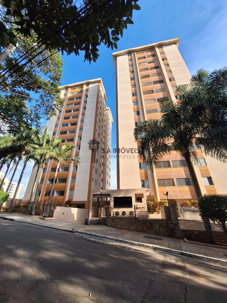 Apartamento para alugar com 3 quartos, 78m² - Foto 14