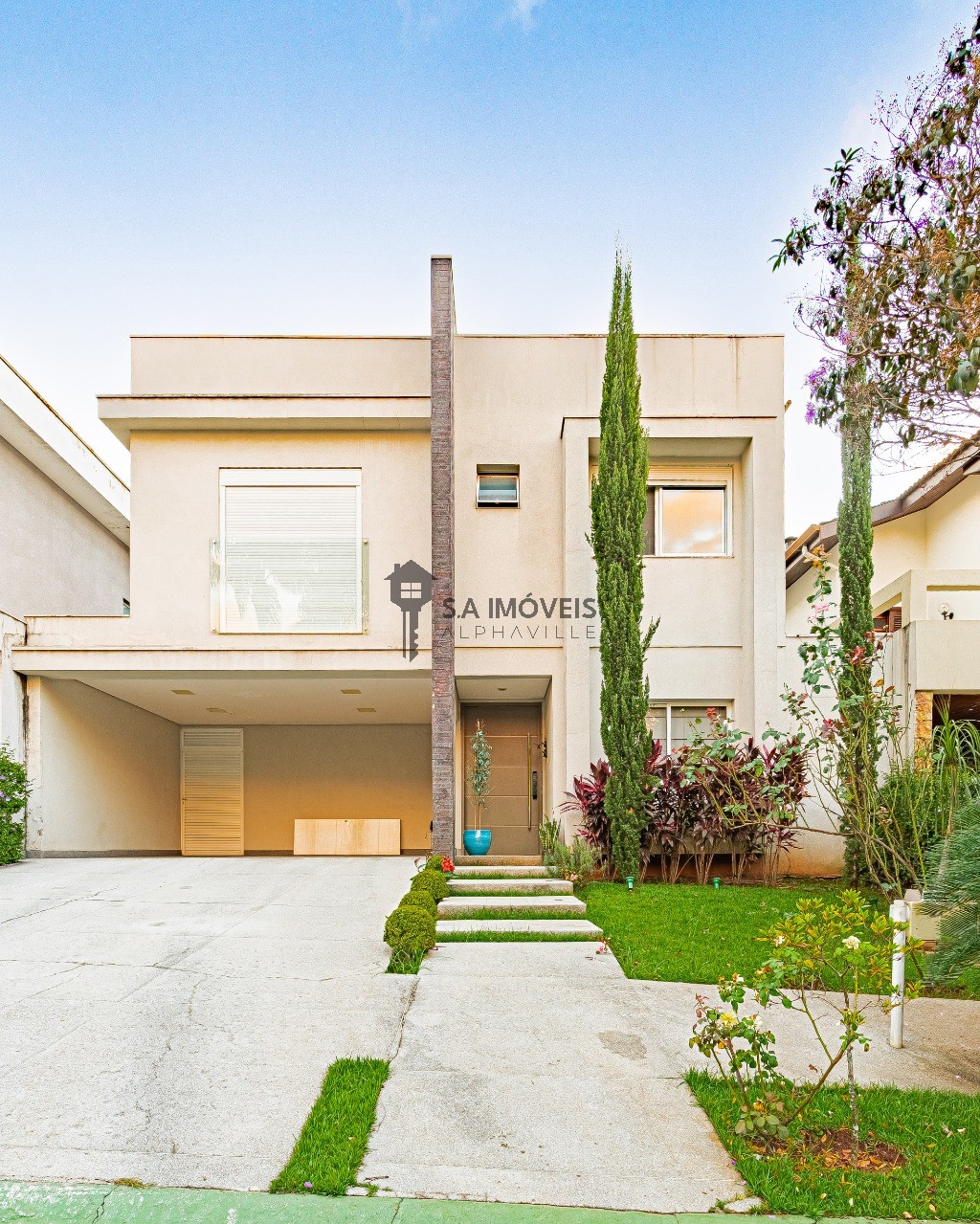 Casa, 4 quartos, 280 m² - Foto 1