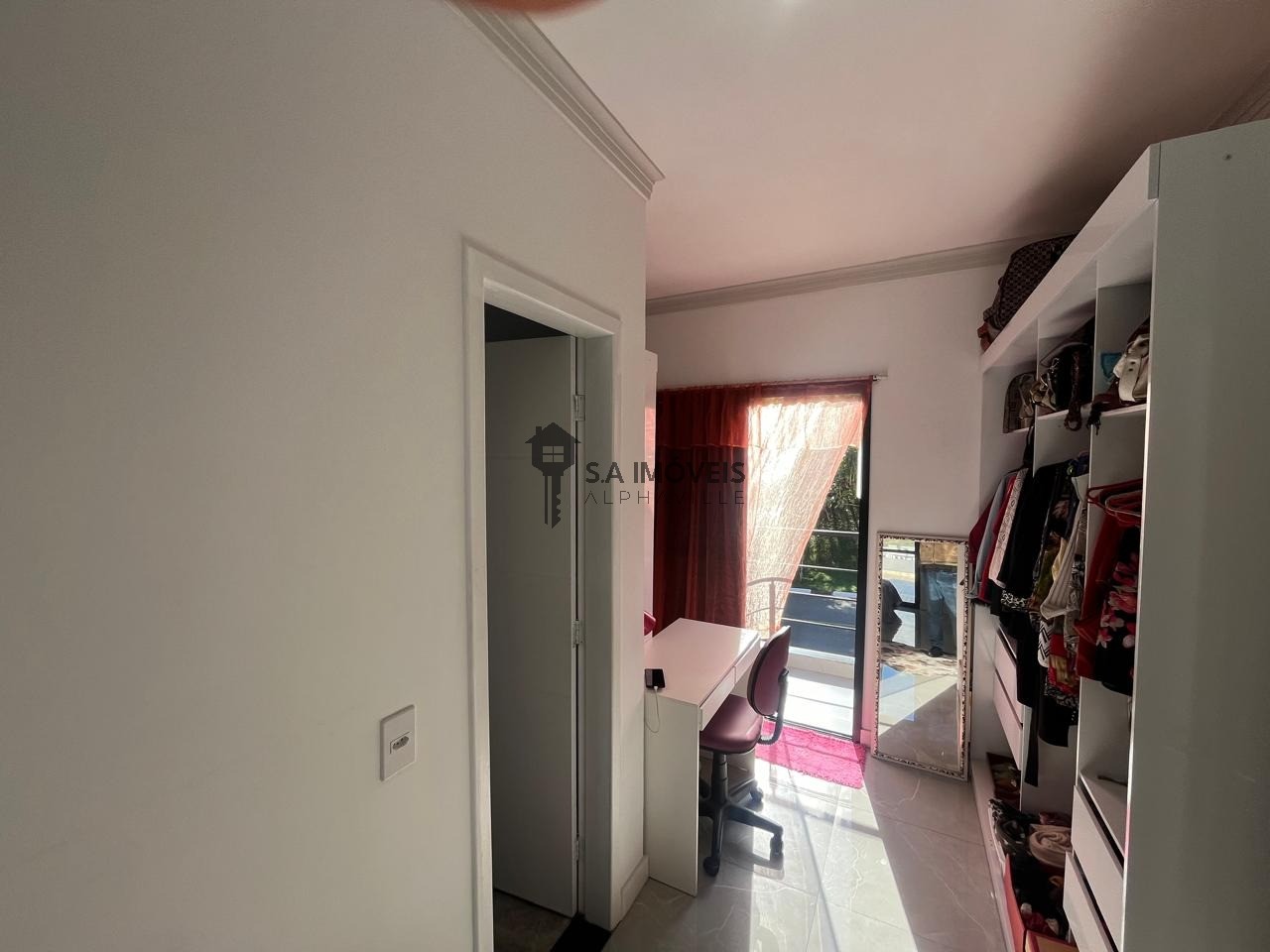 Casa de Condomínio à venda com 3 quartos, 290m² - Foto 18