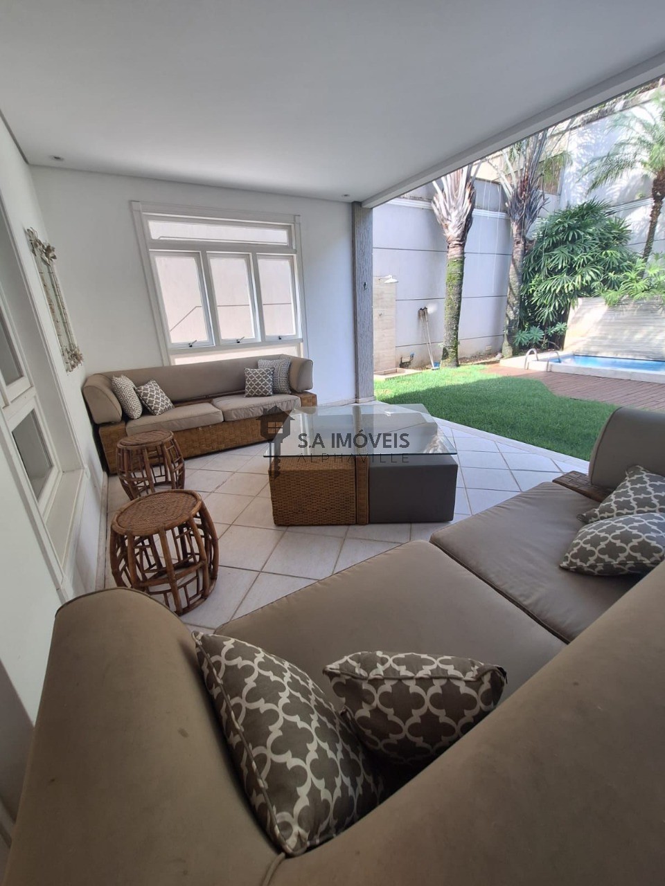 Casa de Condomínio para alugar com 4 quartos, 520m² - Foto 17