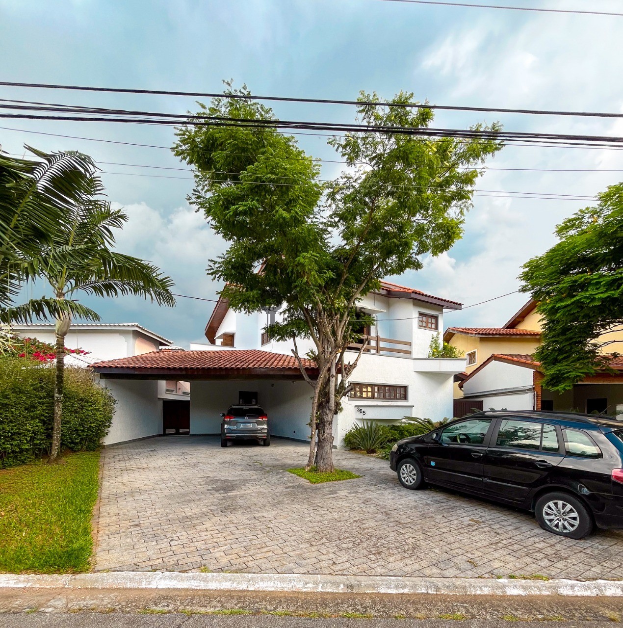 Casa, 4 quartos, 345 m² - Foto 1