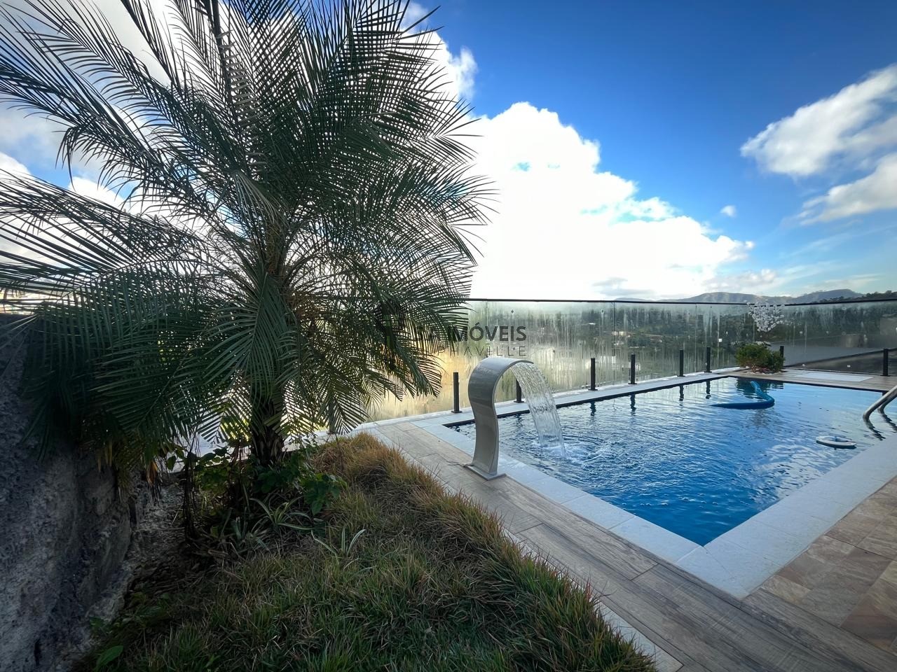 Casa de Condomínio à venda com 3 quartos, 290m² - Foto 4