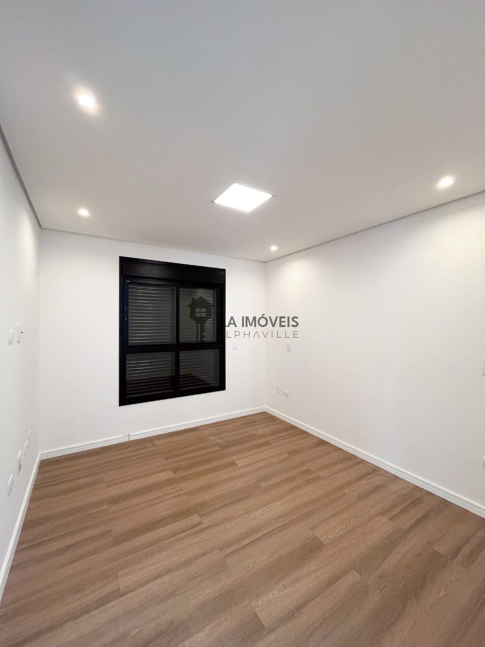 Casa de Condomínio à venda com 3 quartos, 220m² - Foto 22