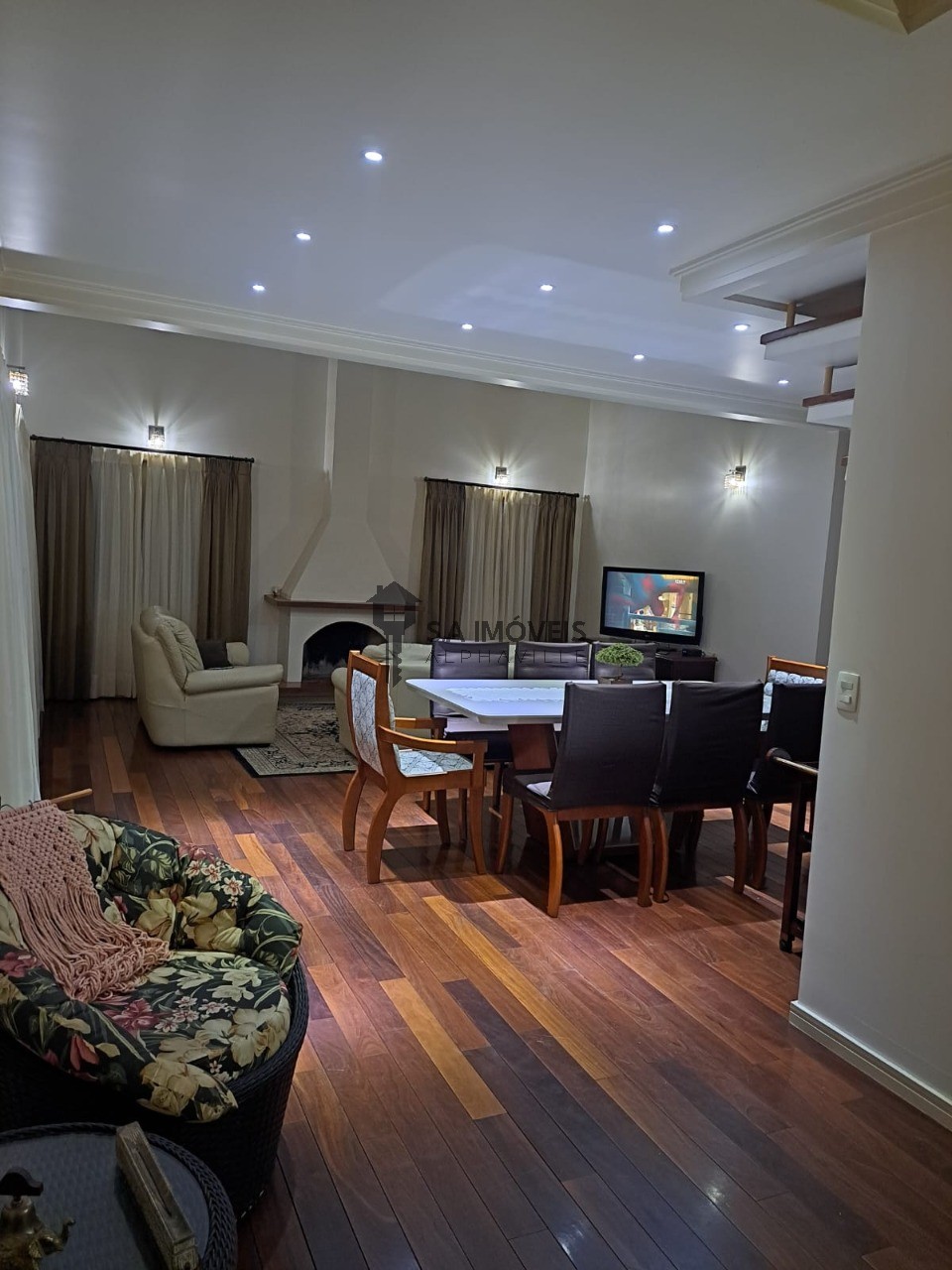 Casa, 3 quartos, 200 m² - Foto 2