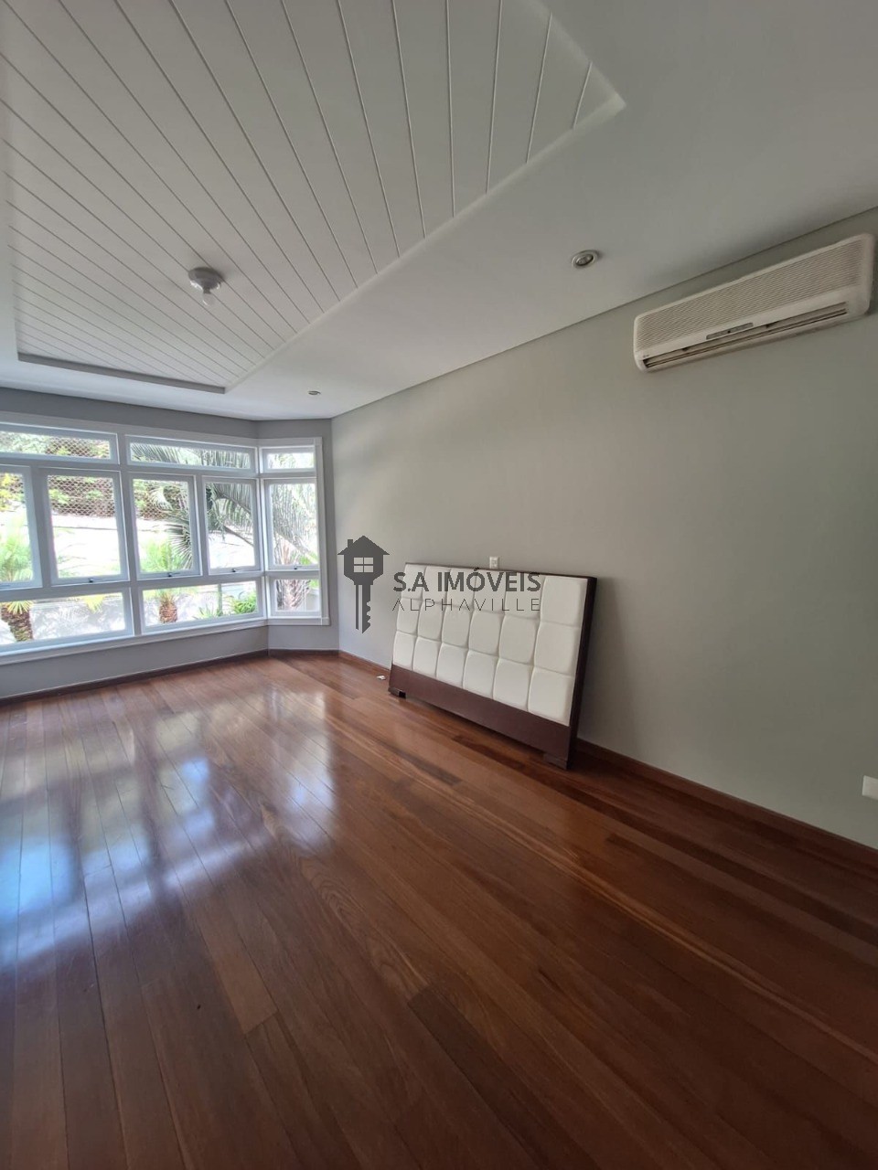 Casa de Condomínio para alugar com 4 quartos, 520m² - Foto 15
