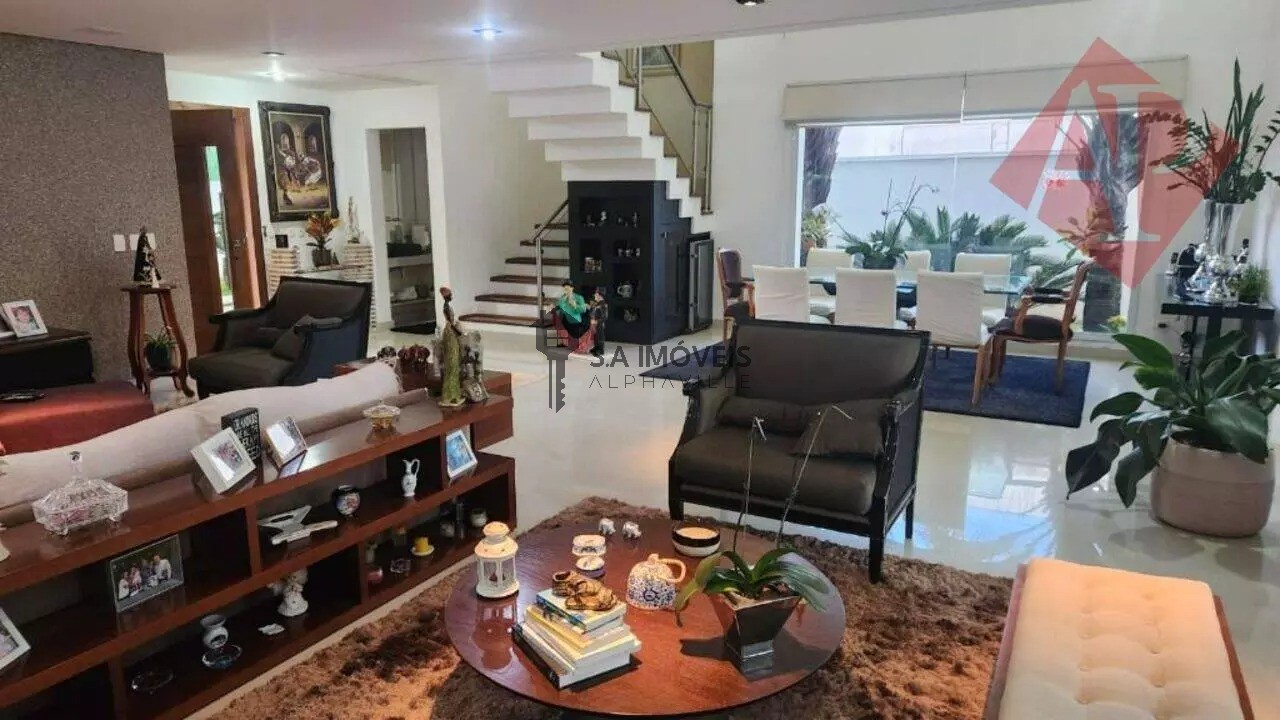 Casa, 3 quartos, 299 m² - Foto 1