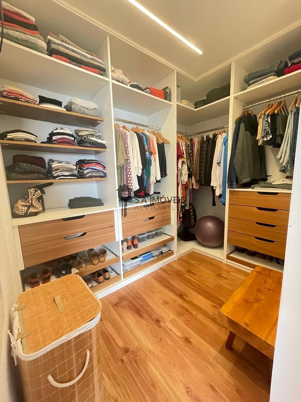 Casa, 4 quartos, 270 m² - Foto 33