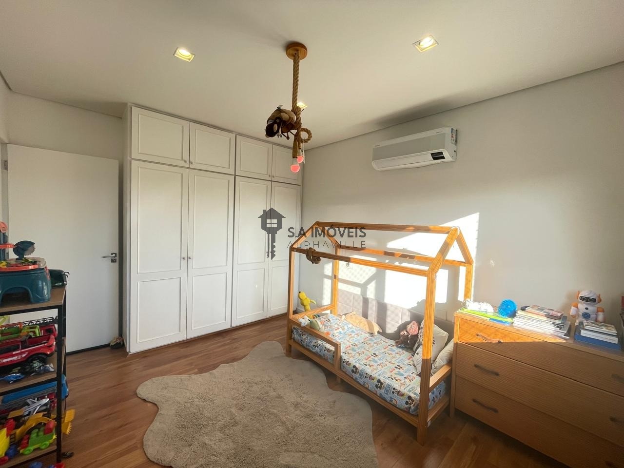 Casa, 4 quartos, 270 m² - Foto 18