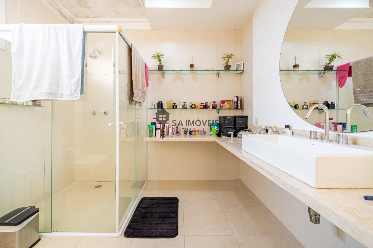 Casa, 4 quartos, 353 m² - Foto 32