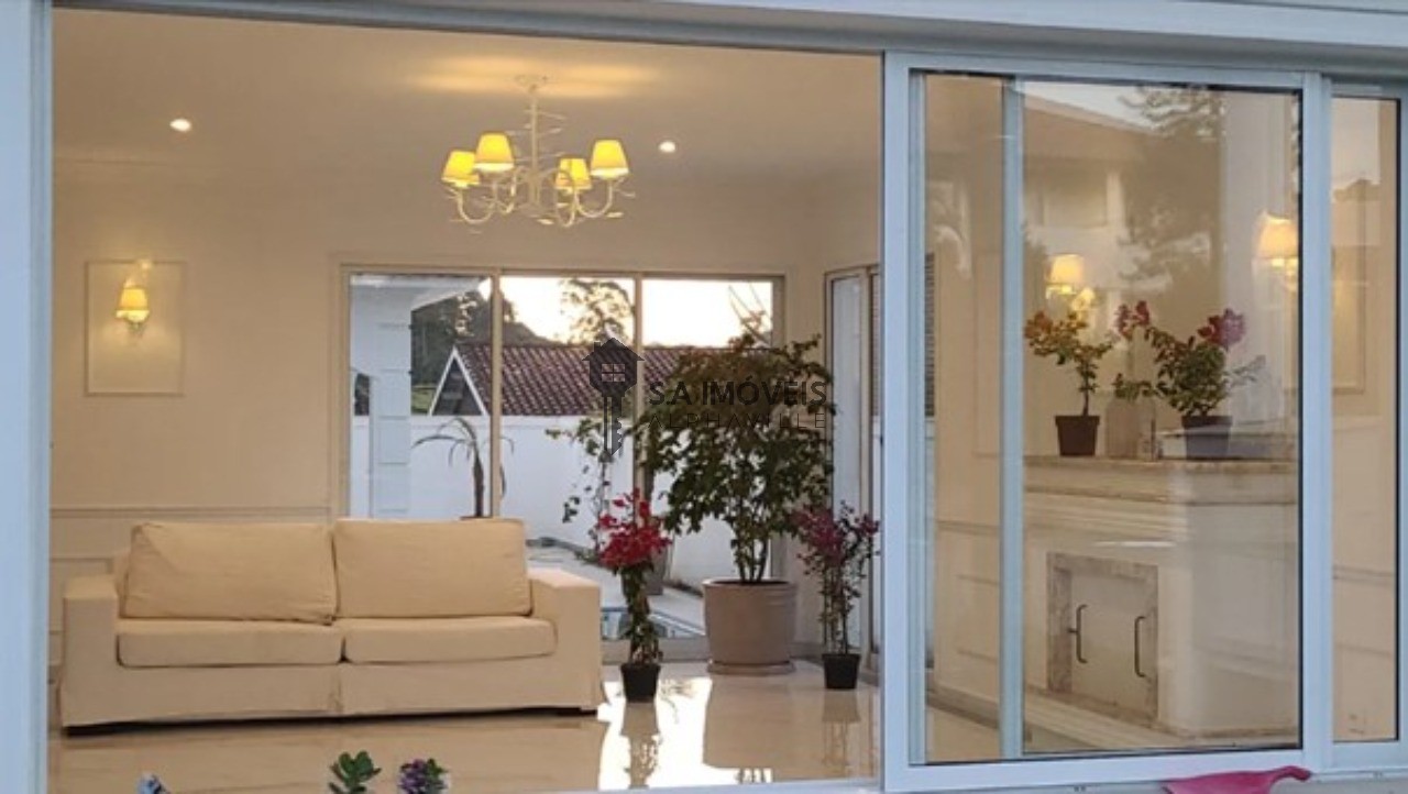 Casa de Condomínio para alugar com 3 quartos, 450m² - Foto 4