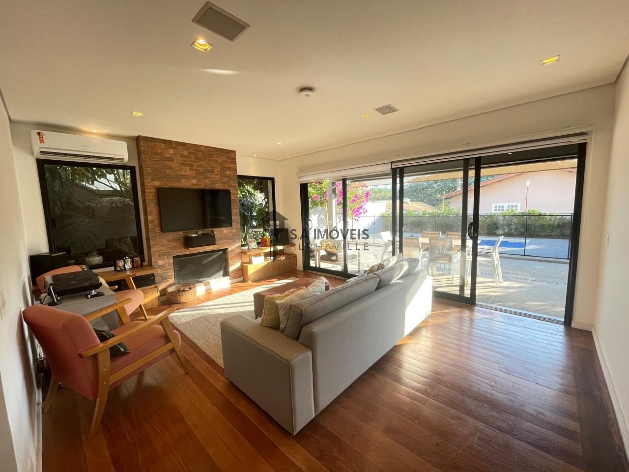 Casa, 4 quartos, 270 m² - Foto 38