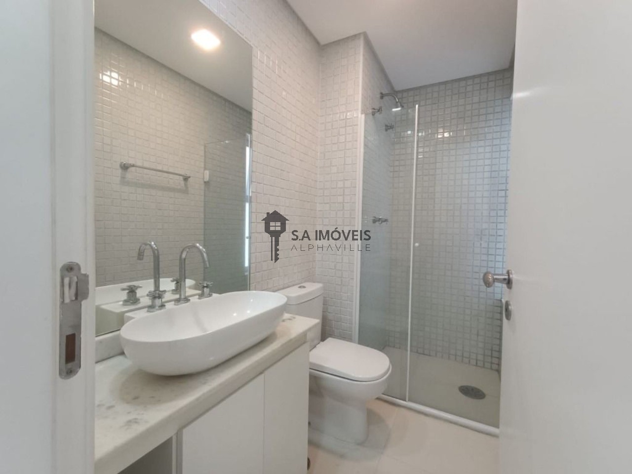 Apartamento para alugar com 2 quartos, 77m² - Foto 11