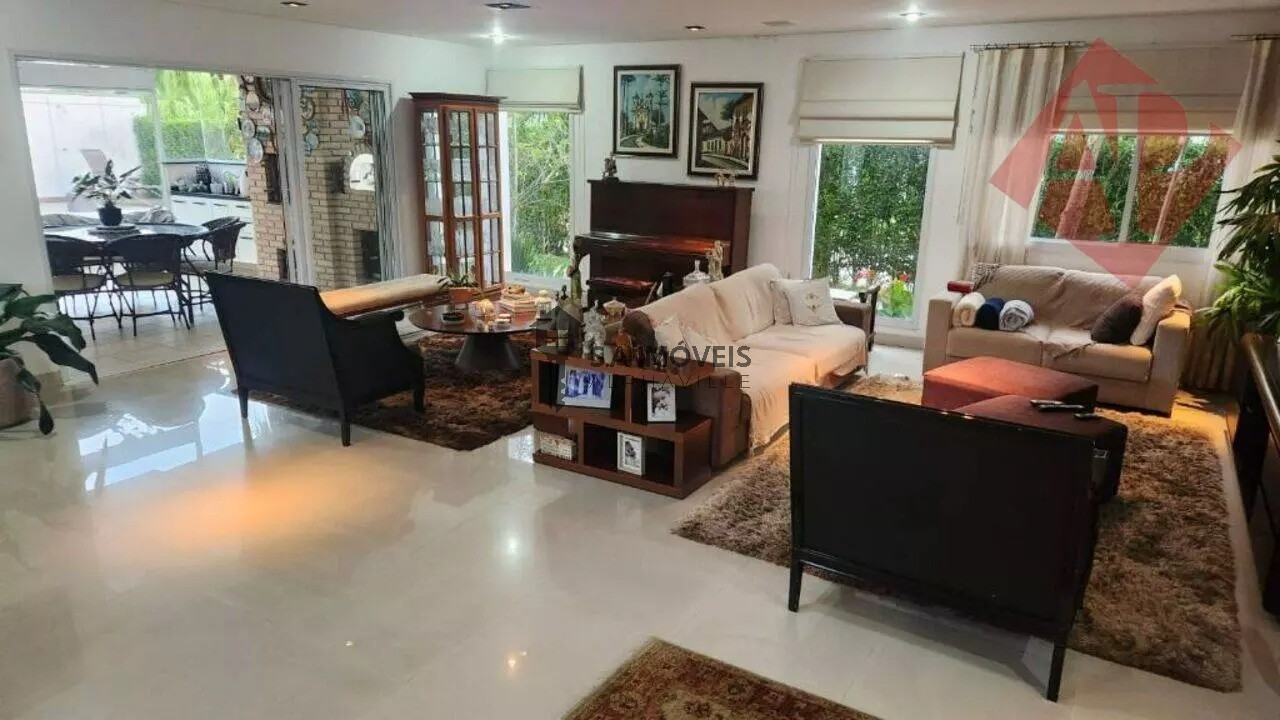 Casa, 3 quartos, 299 m² - Foto 3