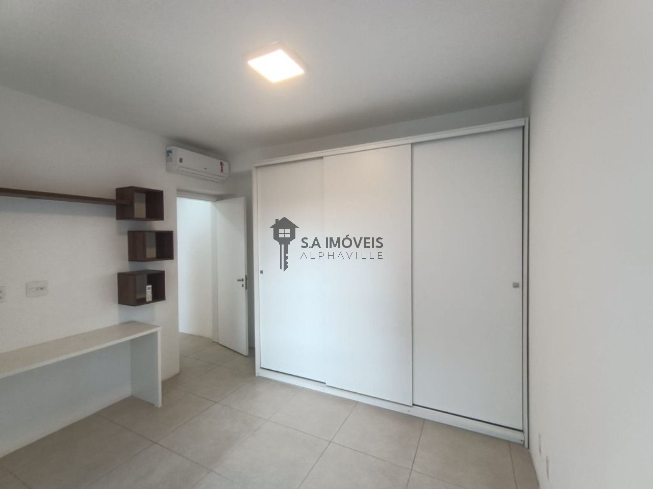 Apartamento para alugar com 2 quartos, 77m² - Foto 8