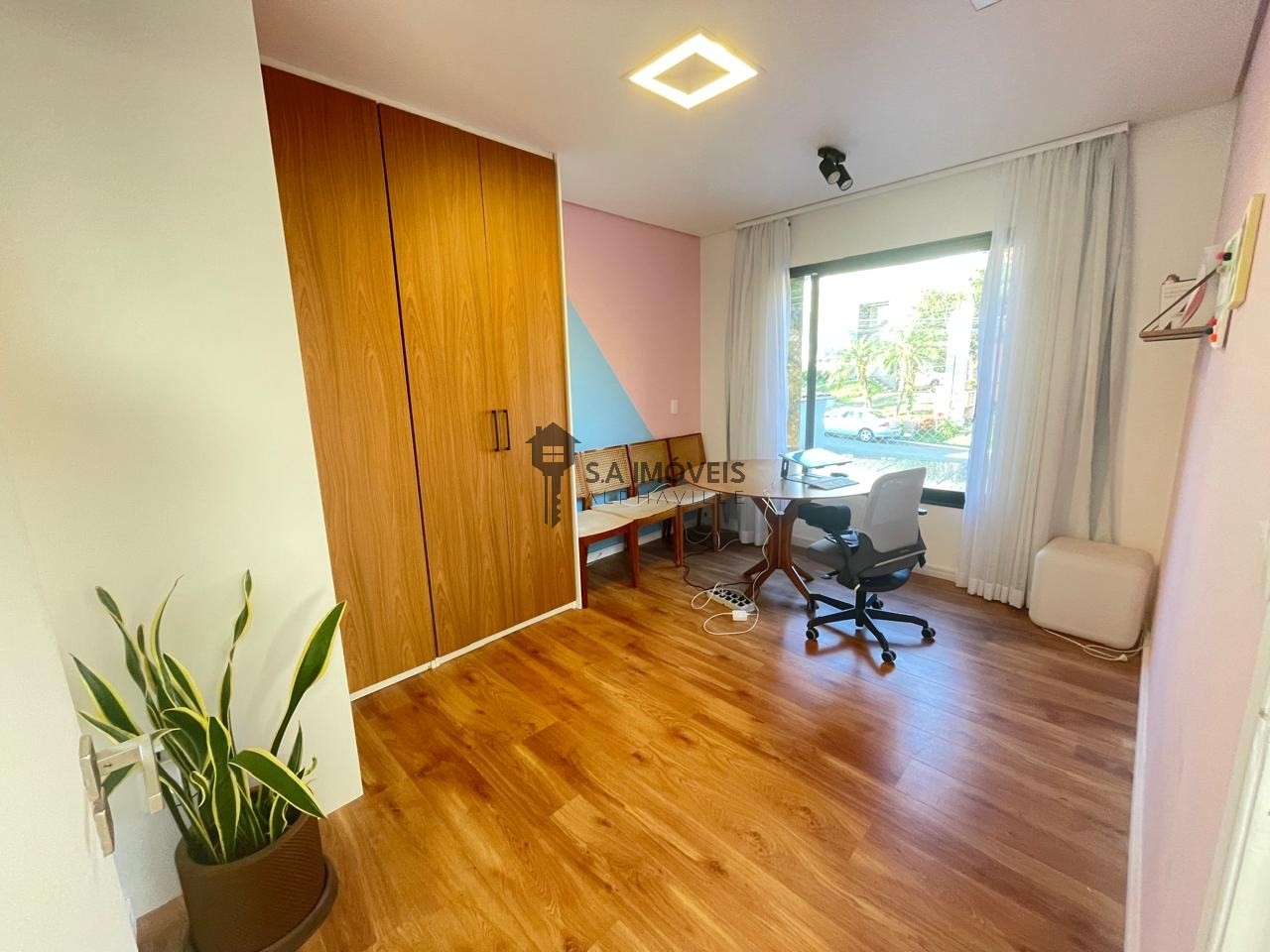 Casa, 4 quartos, 270 m² - Foto 25