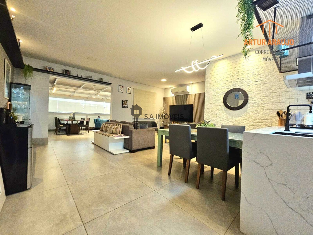 Apartamento, 3 quartos, 152 m² - Foto 1