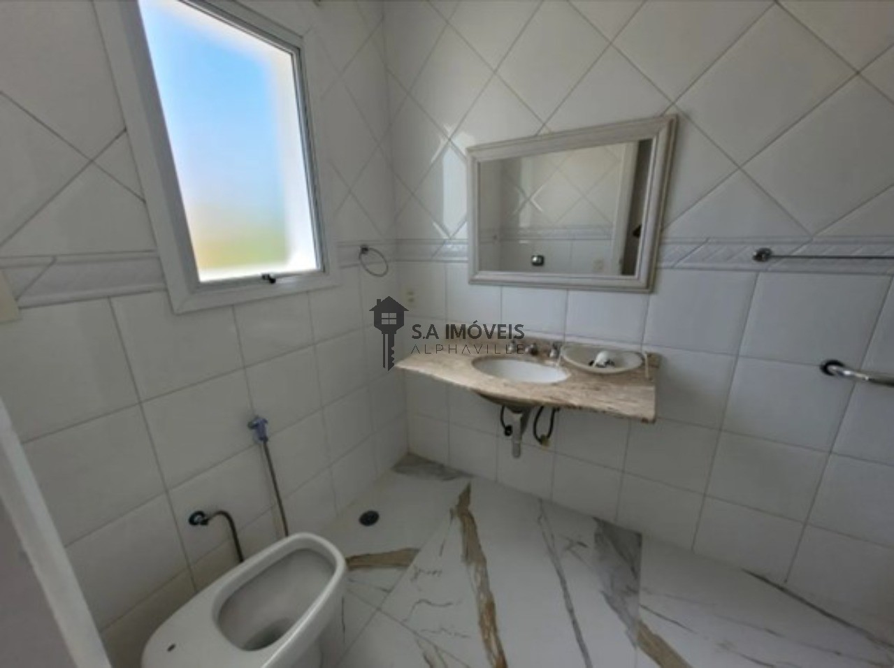 Casa de Condomínio para alugar com 3 quartos, 450m² - Foto 14