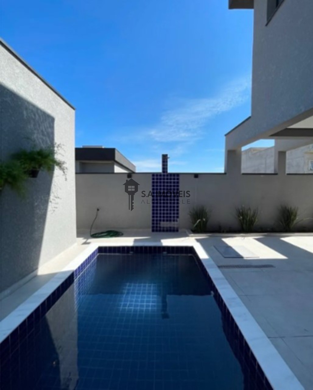 Casa de Condomínio à venda com 3 quartos, 137m² - Foto 2