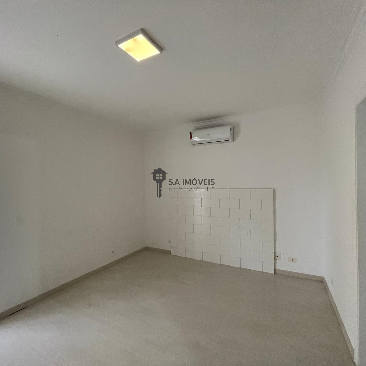 Casa de Condomínio para alugar com 4 quartos, 450m² - Foto 22