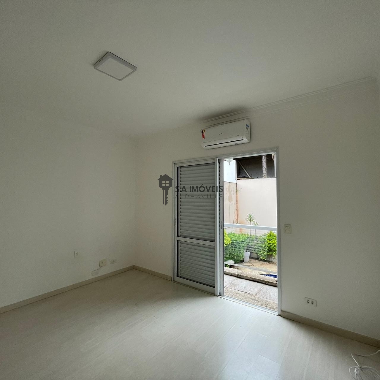 Casa de Condomínio para alugar com 4 quartos, 450m² - Foto 16