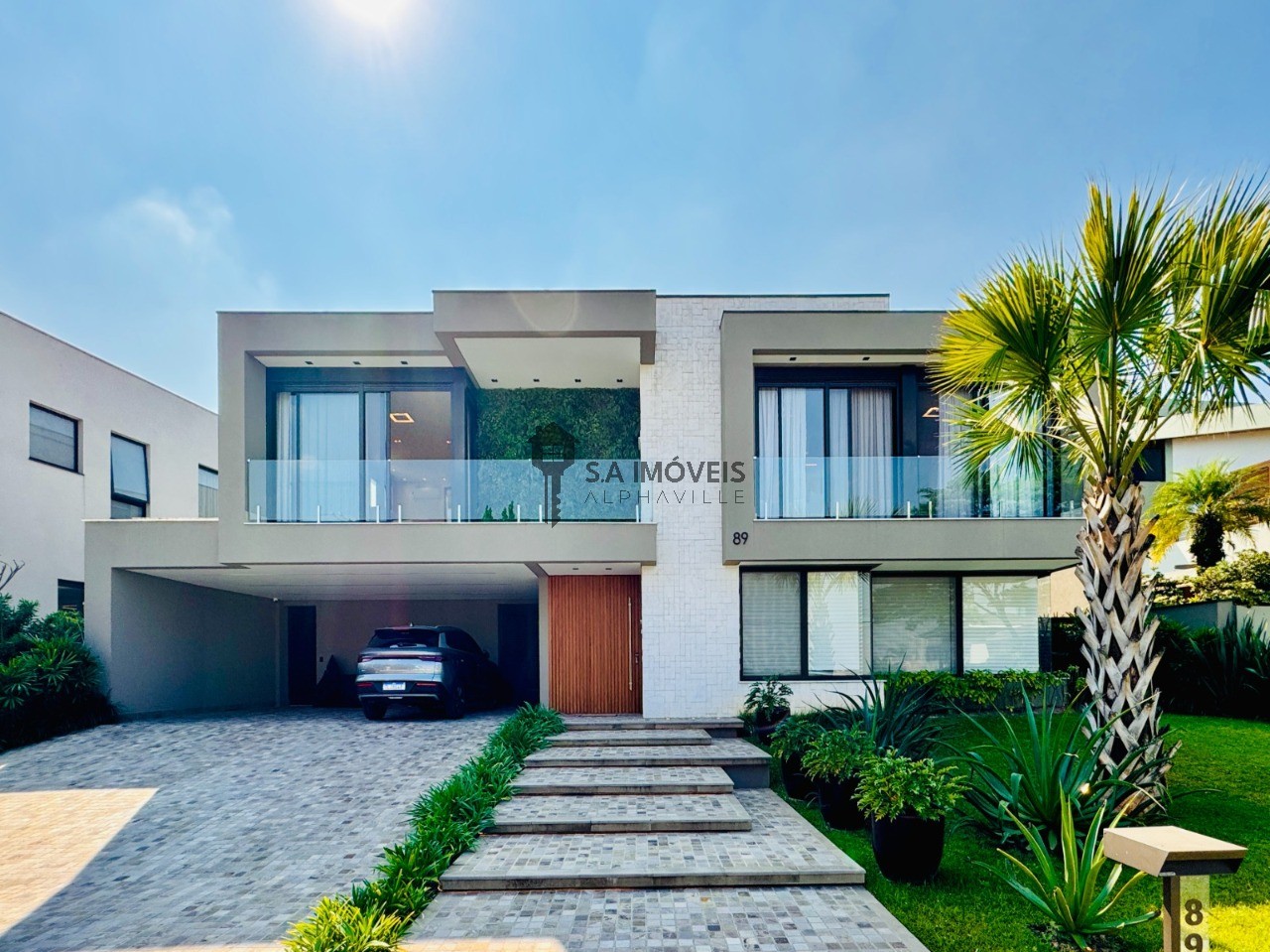 Casa de Condomínio à venda com 4 quartos, 475m² - Foto 1
