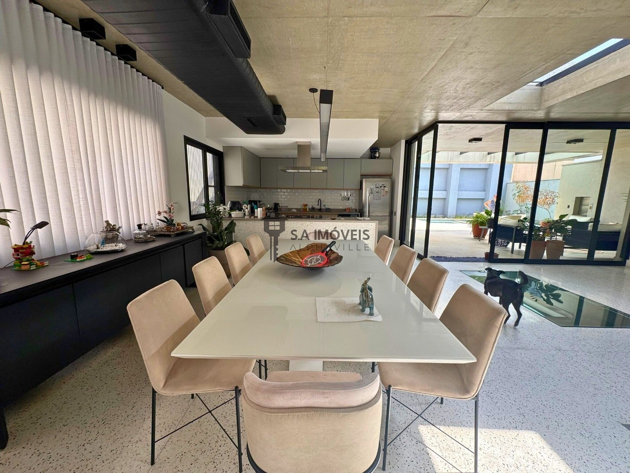 Casa de Condomínio à venda com 3 quartos, 580m² - Foto 9