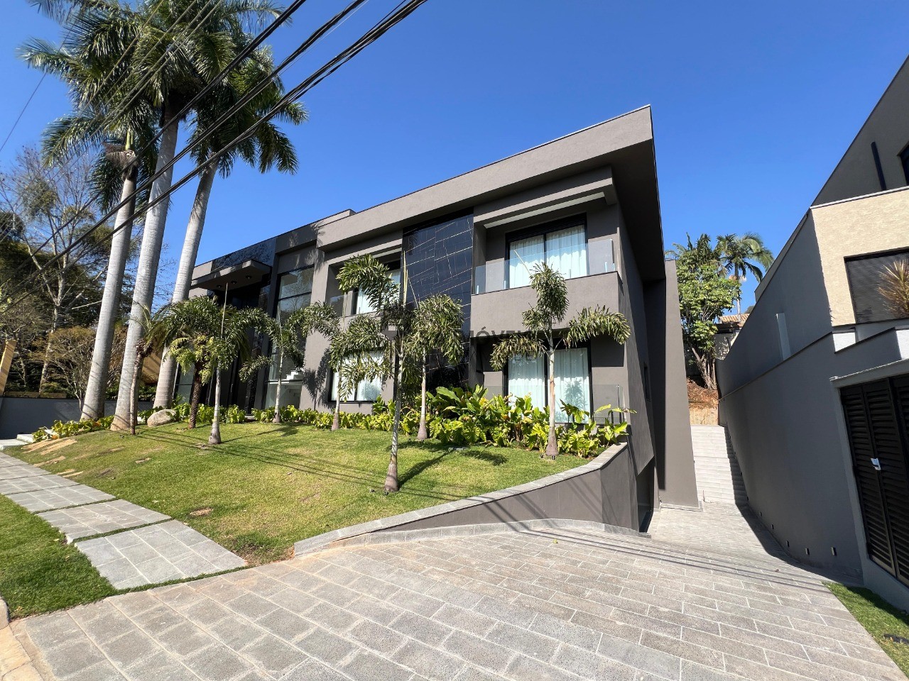 Casa, 5 quartos, 1090 m² - Foto 1