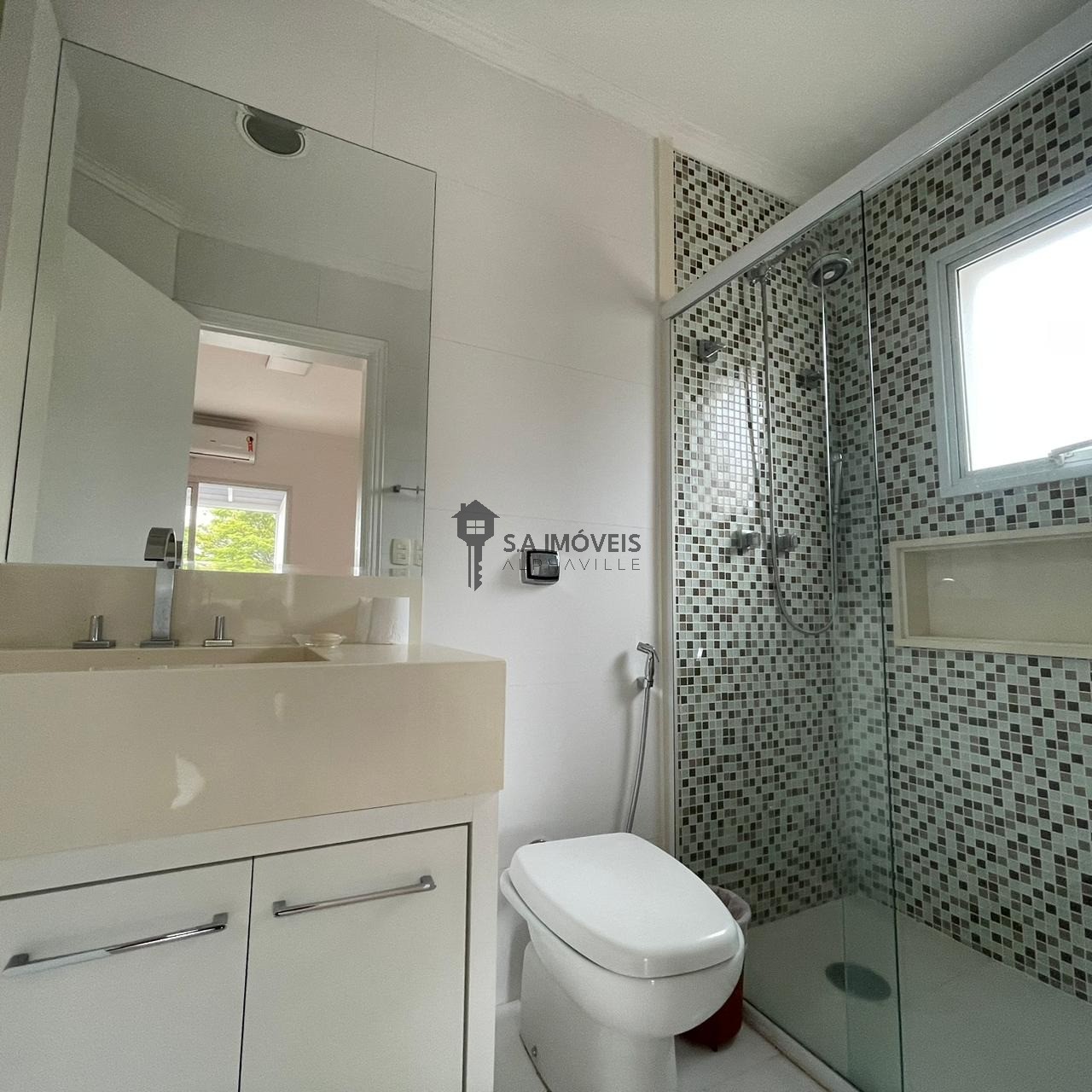 Casa de Condomínio para alugar com 4 quartos, 450m² - Foto 23