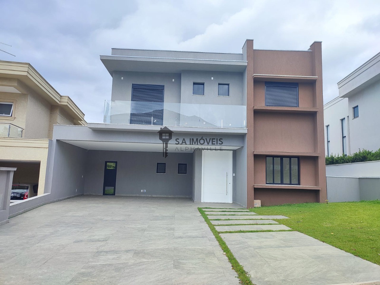 Casa, 4 quartos, 370 m² - Foto 1