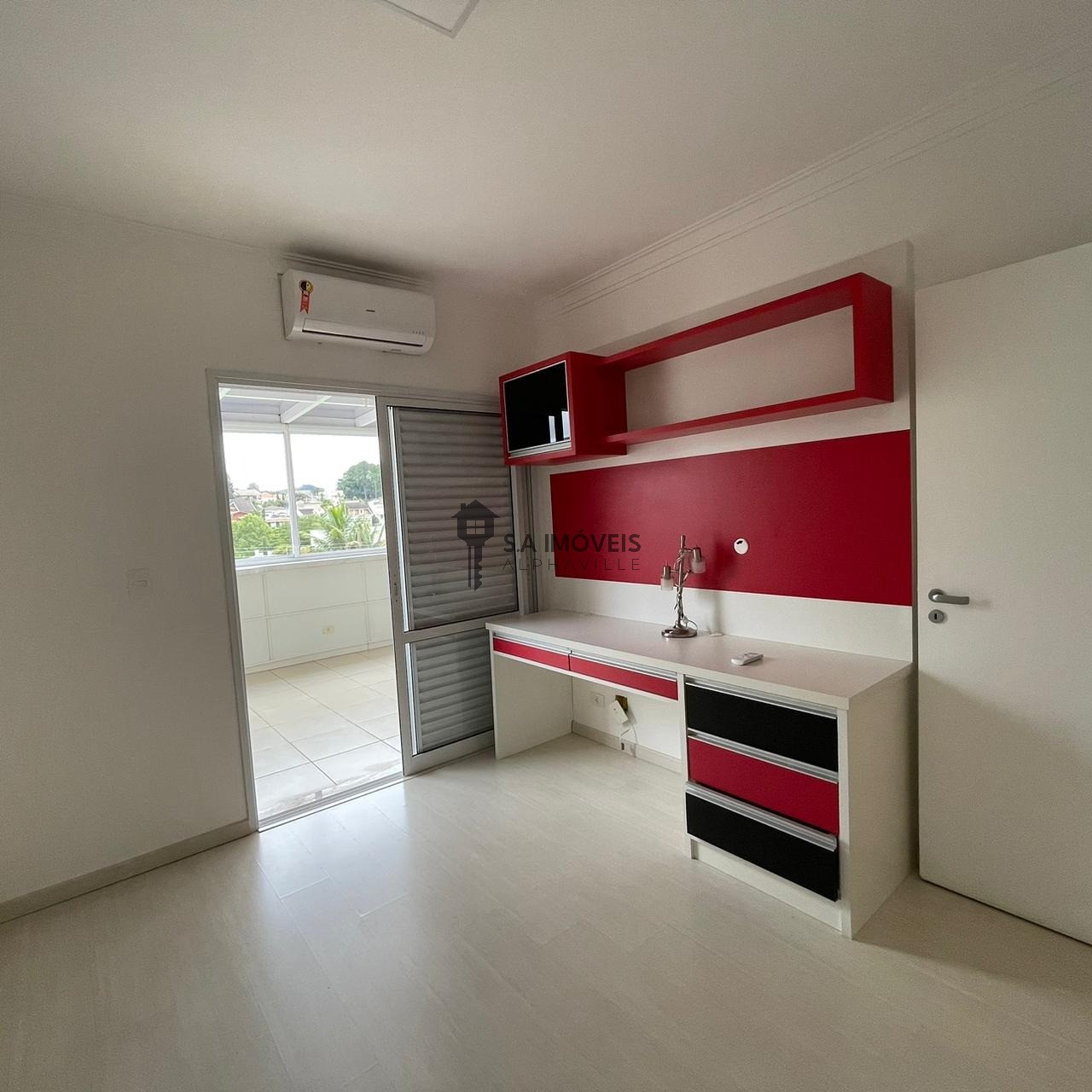 Casa de Condomínio para alugar com 4 quartos, 450m² - Foto 17