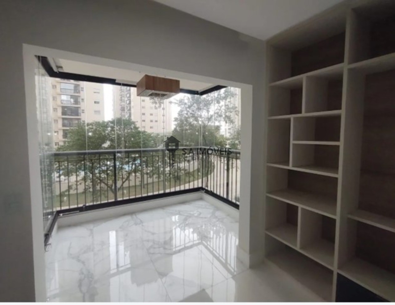 Apartamento à venda com 3 quartos, 87m² - Foto 2