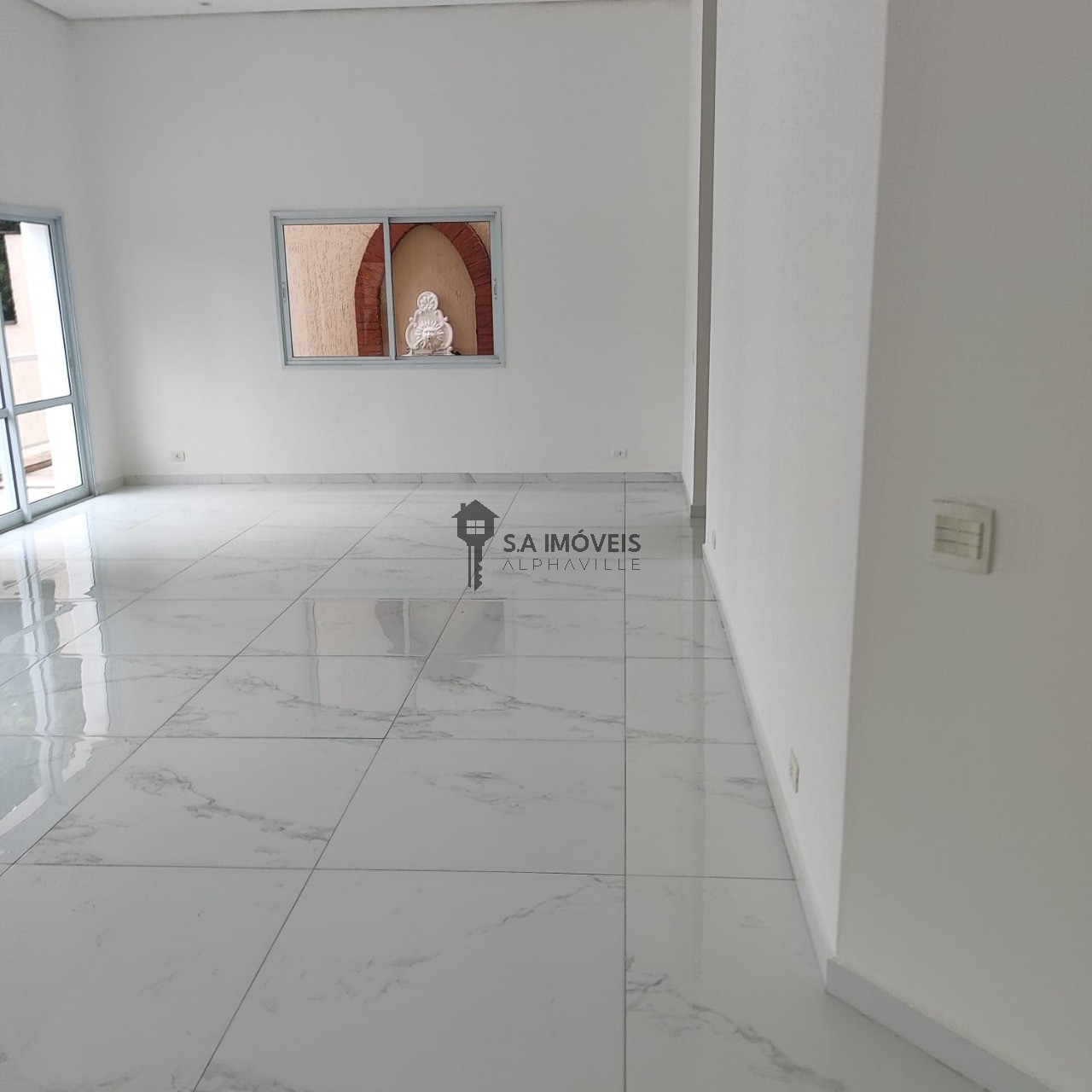 Casa de Condomínio para alugar com 4 quartos, 450m² - Foto 5