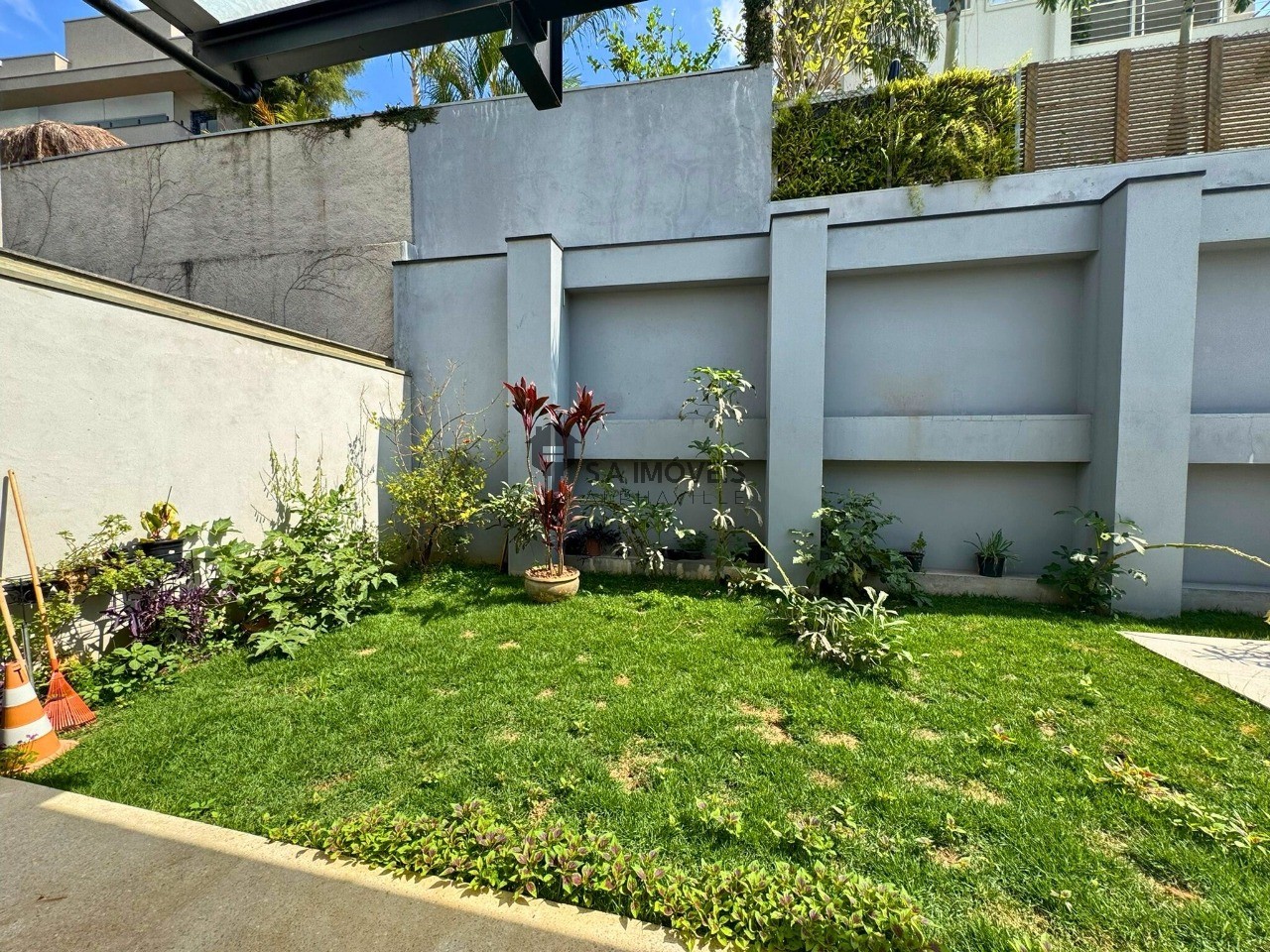 Casa de Condomínio à venda com 3 quartos, 580m² - Foto 39