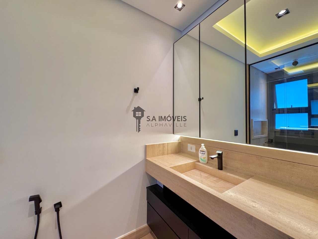 Casa de Condomínio à venda com 4 quartos, 426m² - Foto 31