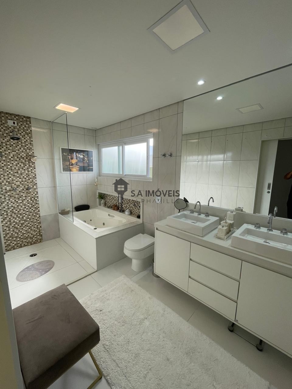Casa, 3 quartos, 340 m² - Foto 28