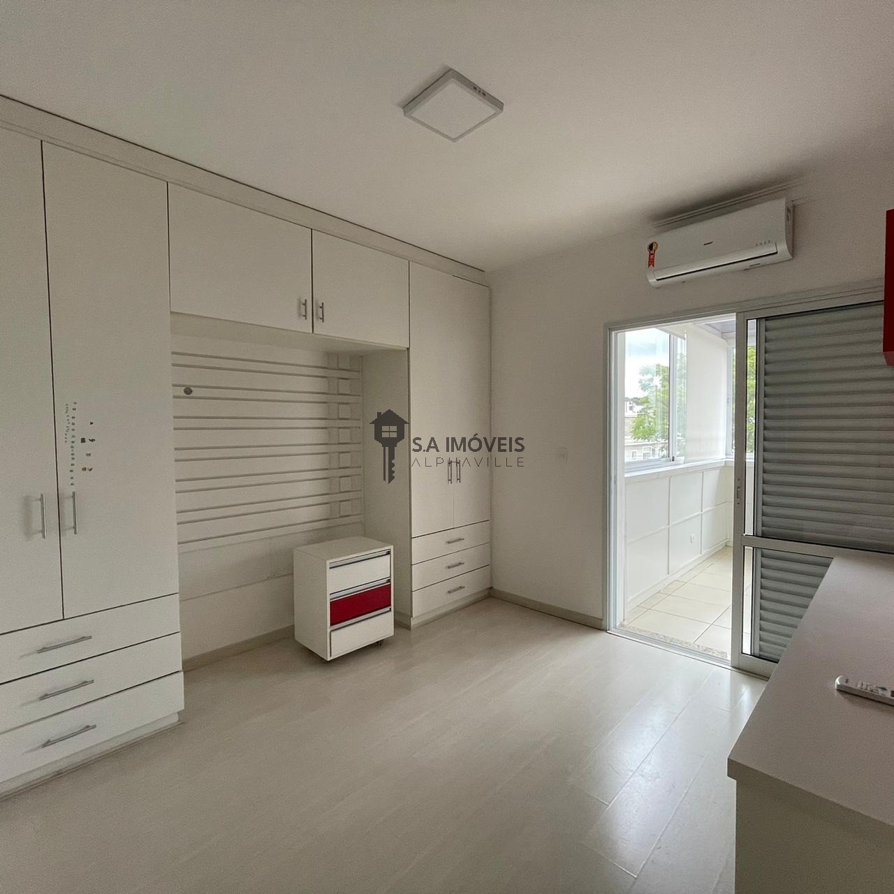 Casa de Condomínio para alugar com 4 quartos, 450m² - Foto 18