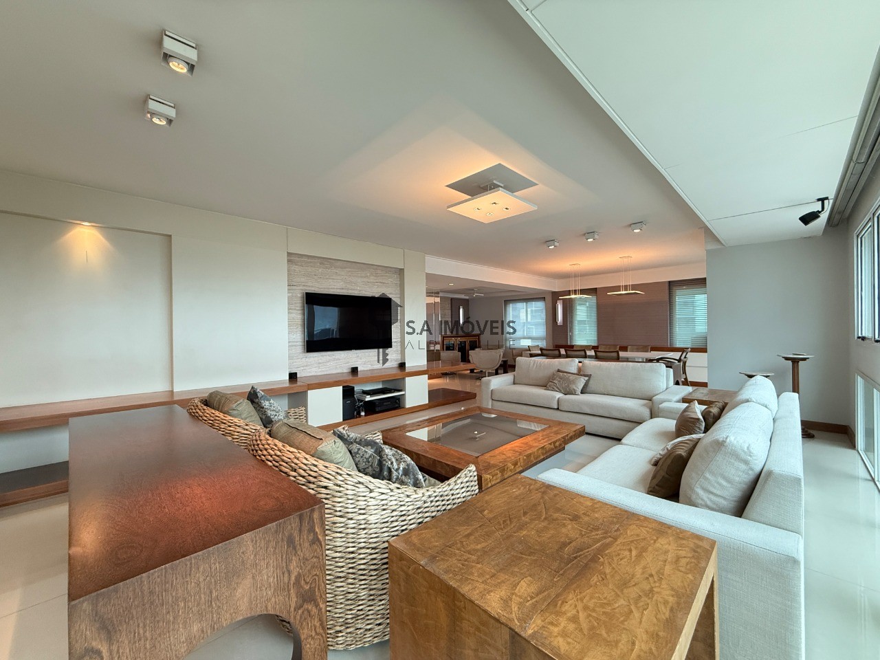 Apartamento, 2 quartos, 253 m² - Foto 1