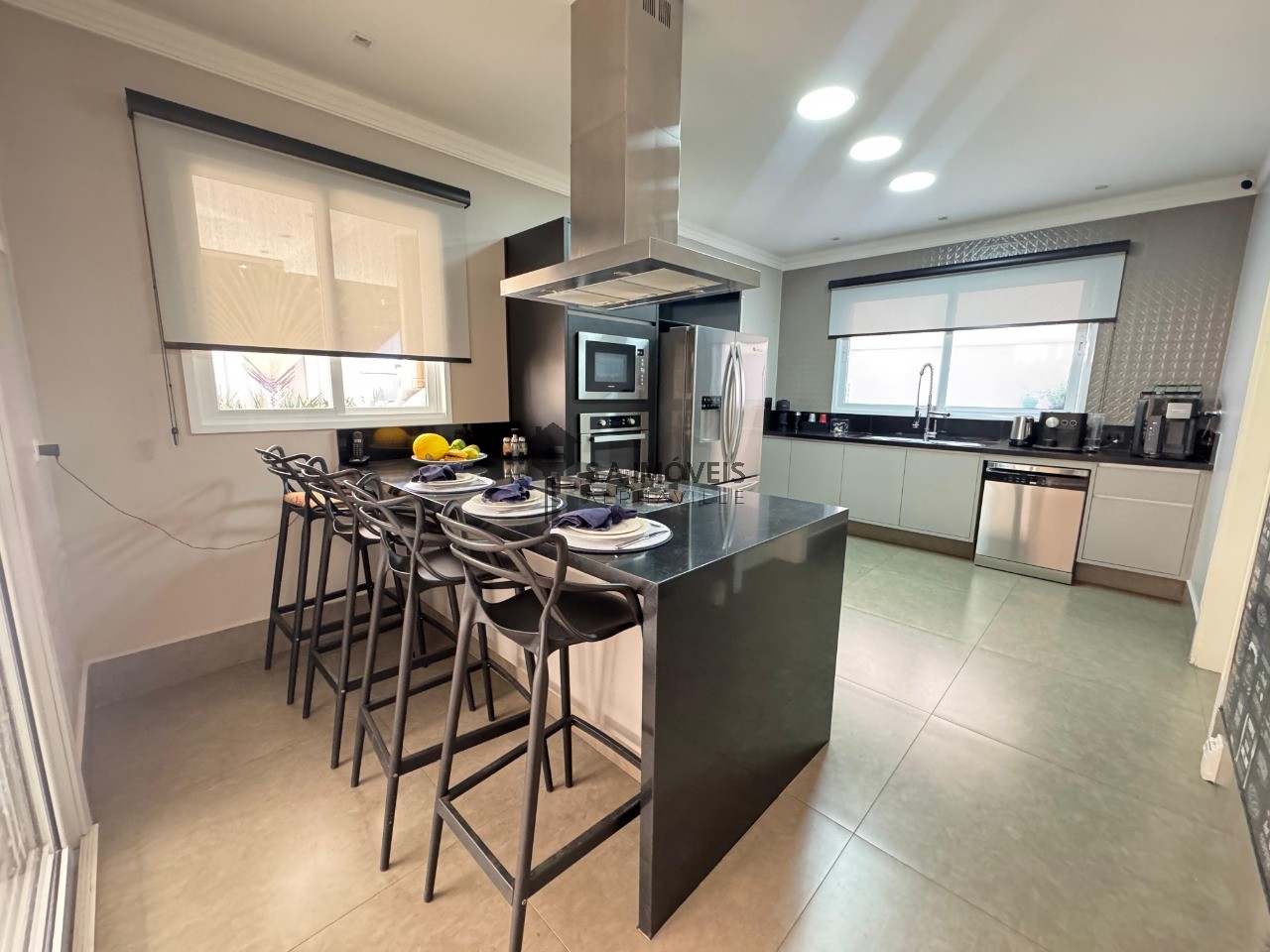 Casa de Condomínio à venda com 3 quartos, 435m² - Foto 11